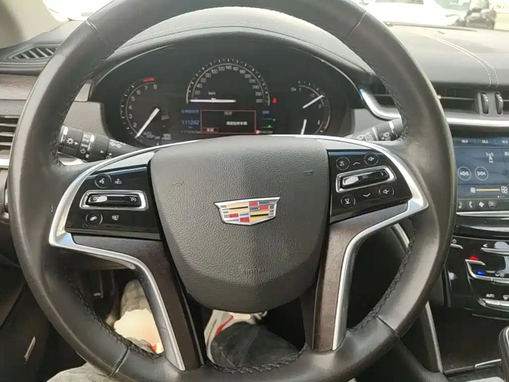 Cadillac XTS — миниатюра 11