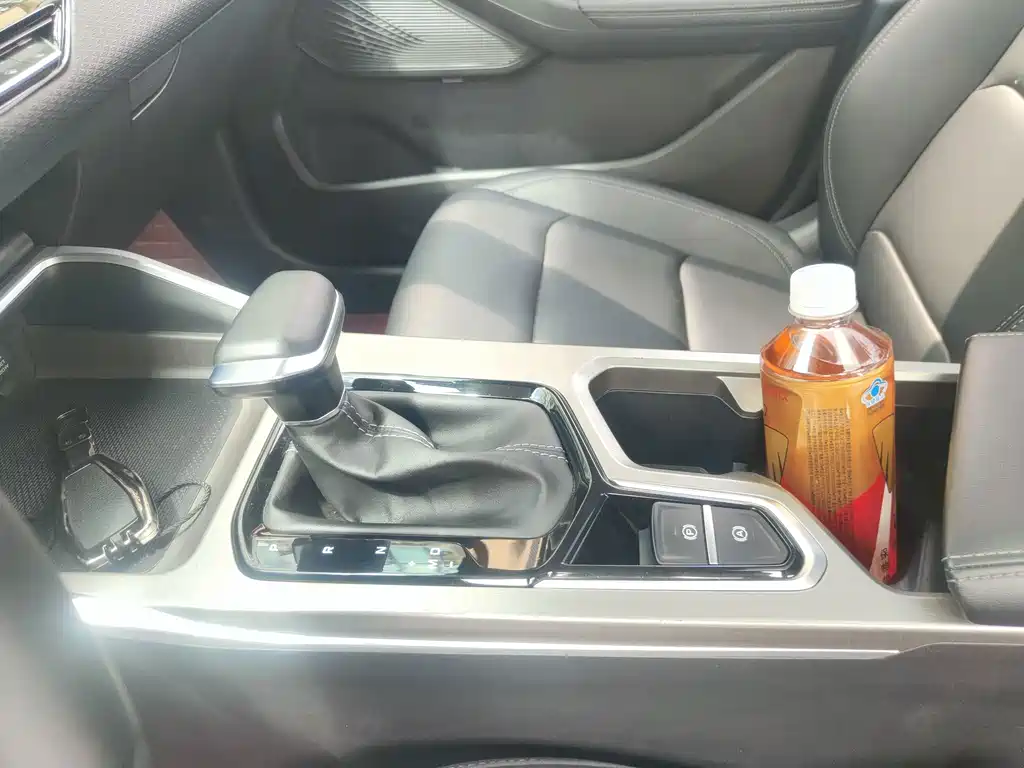 Geely Emgrand — миниатюра 15