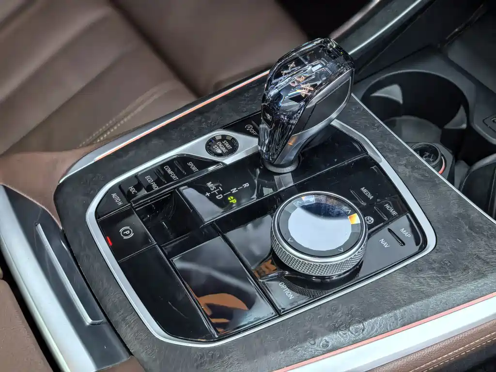 BMW X5 (Import) — миниатюра 21