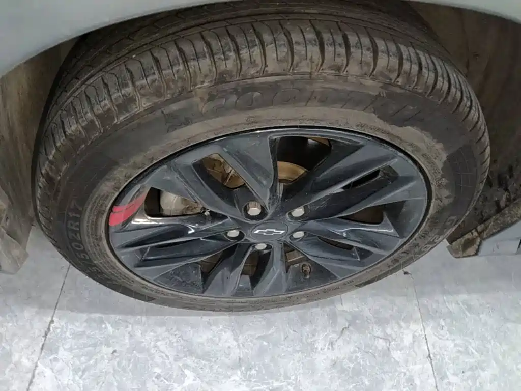 Chevrolet Volando — миниатюра 23