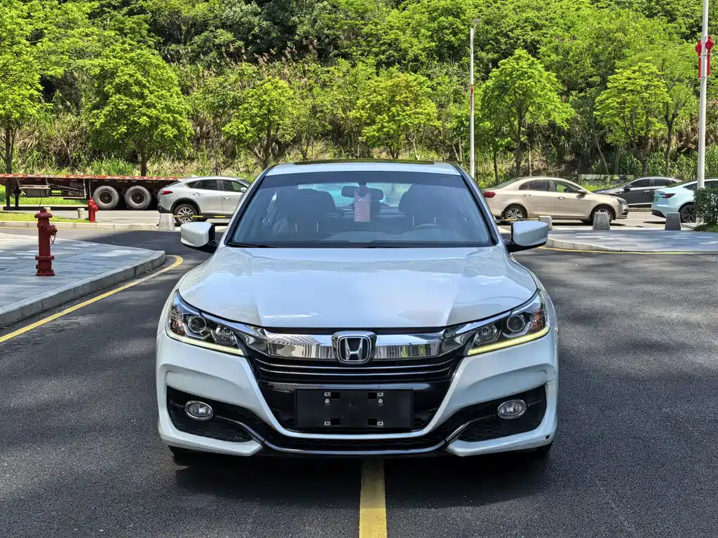 Honda Accord 2016 2.0L Elite