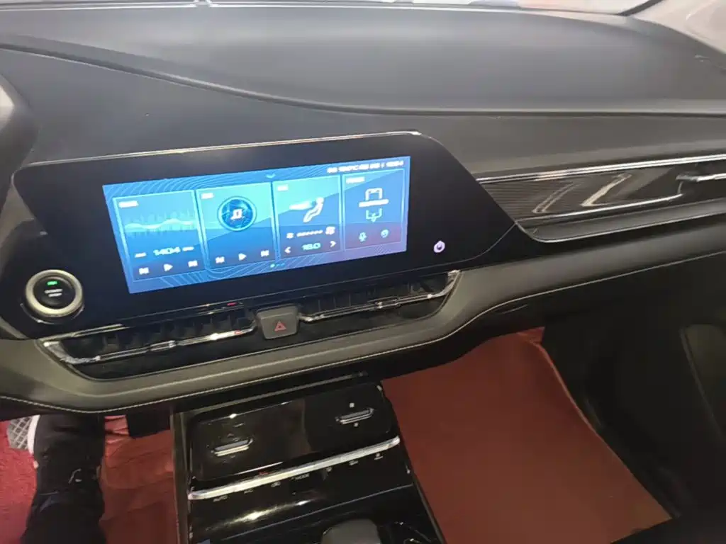 Wuling Victory — миниатюра 13
