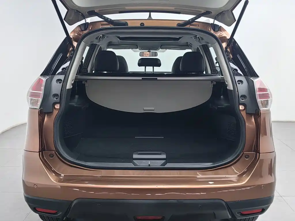Nissan X-Trail — миниатюра 16