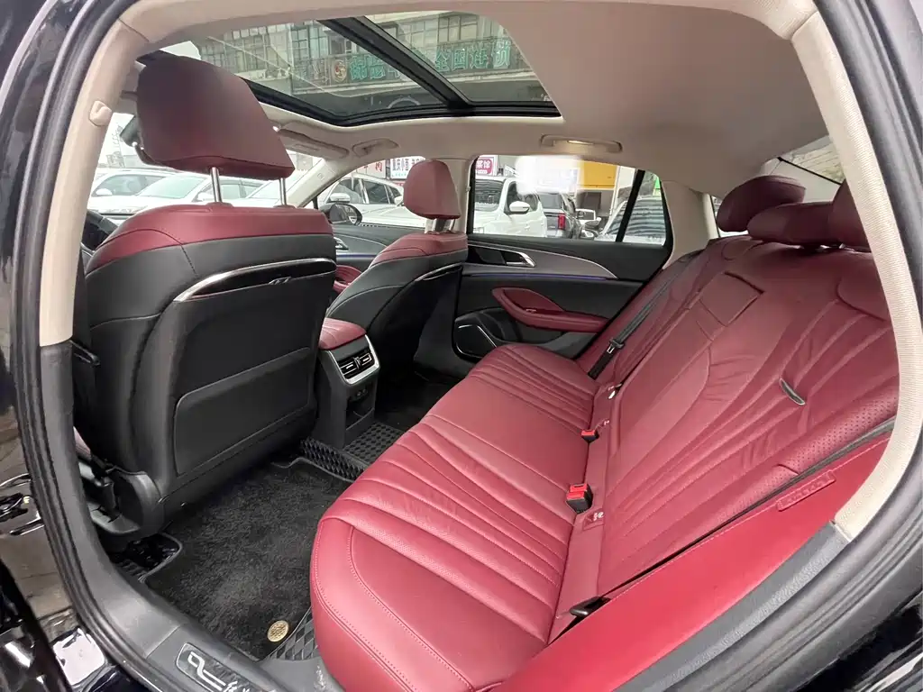 Hongqi H5 2023 1.5T DCT