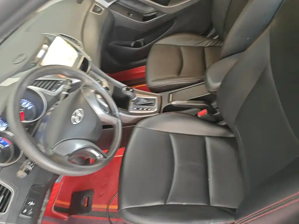 Hyundai Elantra Langdong — миниатюра 15
