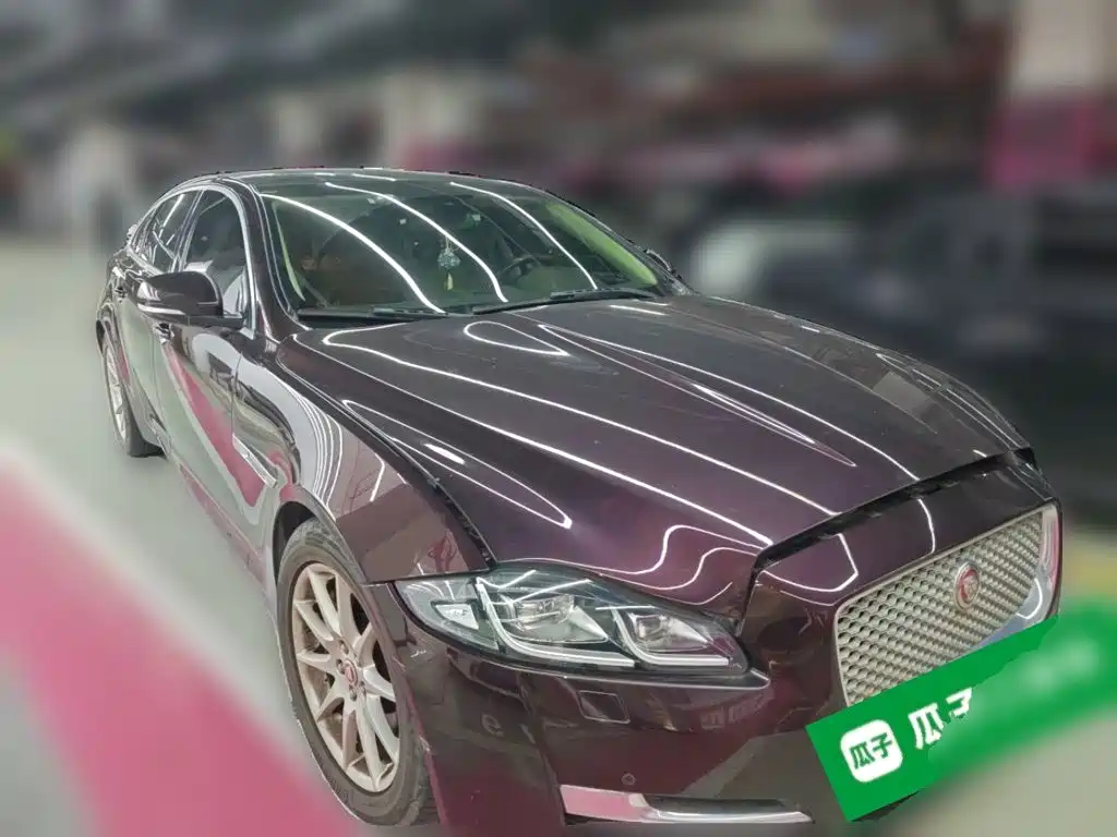 Jaguar XJ — миниатюра 24