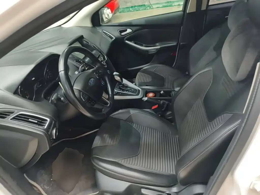 Ford Focus — миниатюра 15