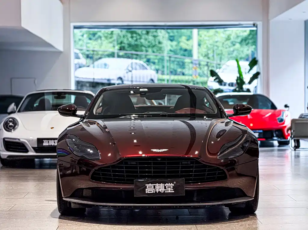 Aston Martin DB11 2019 4.0T V8 Coupe