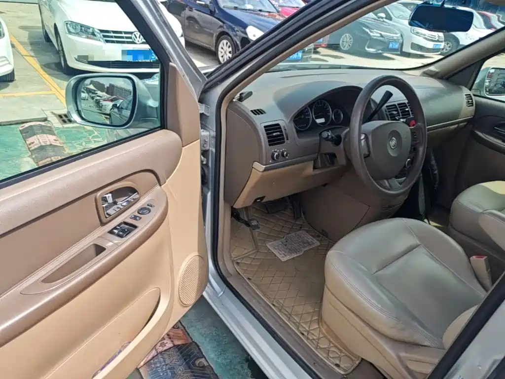 Buick GL8 — миниатюра 16