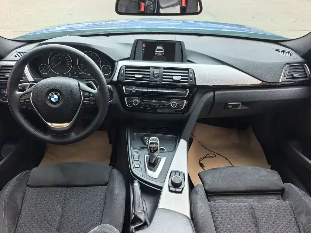 BMW 3 Series — миниатюра 8