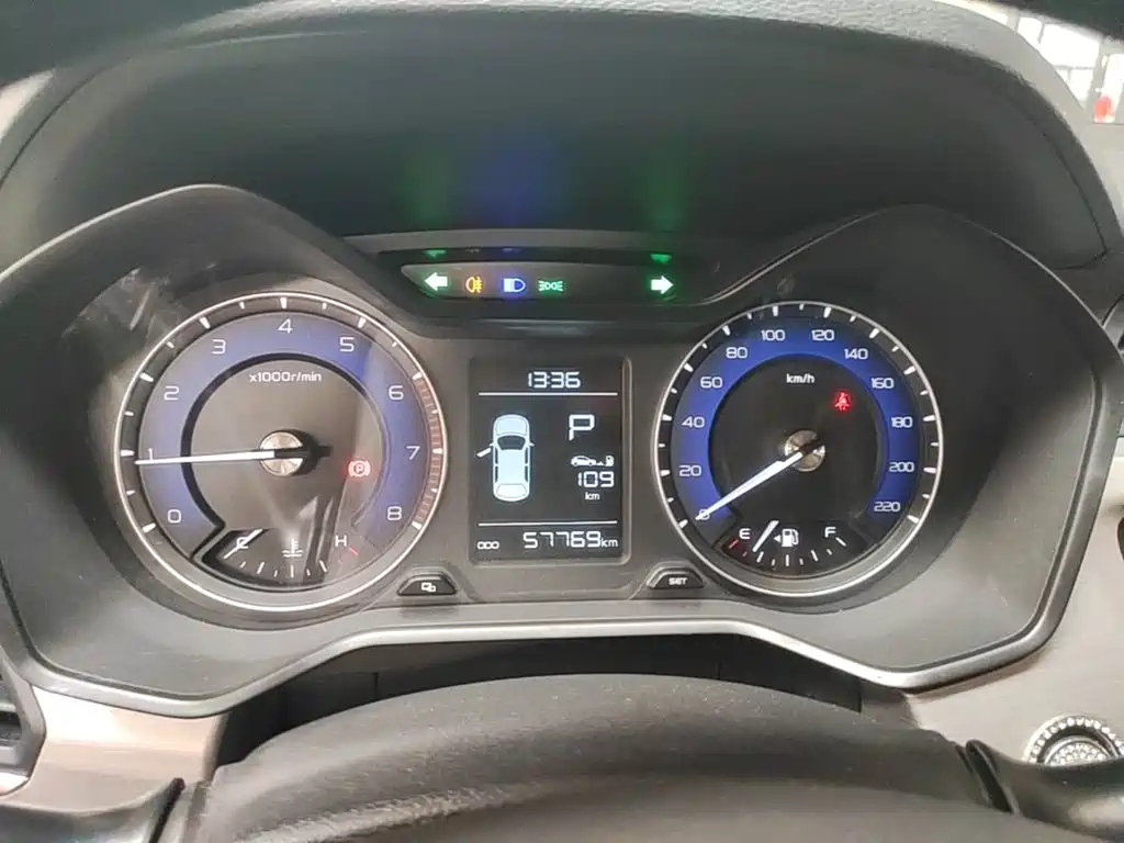 Geely Vision X3 — миниатюра 12