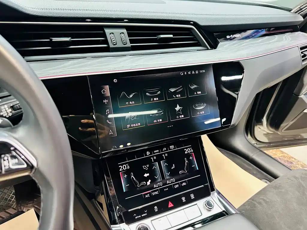 Audi e-tron — миниатюра 43