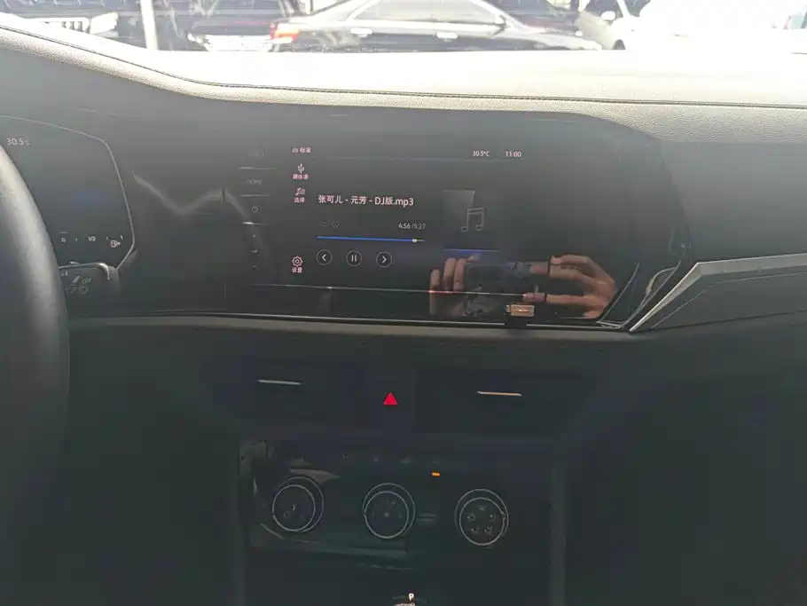 Volkswagen Sagitar — миниатюра 13