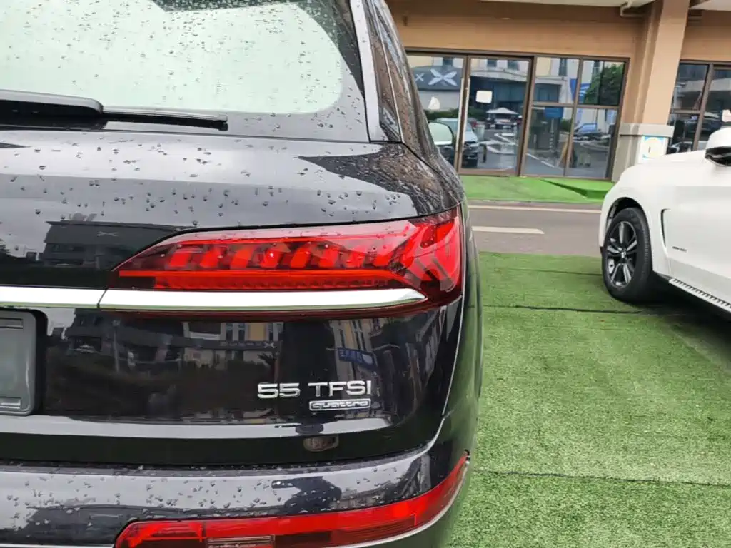 Audi Q7 — миниатюра 8