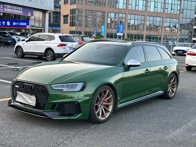 Audi RS