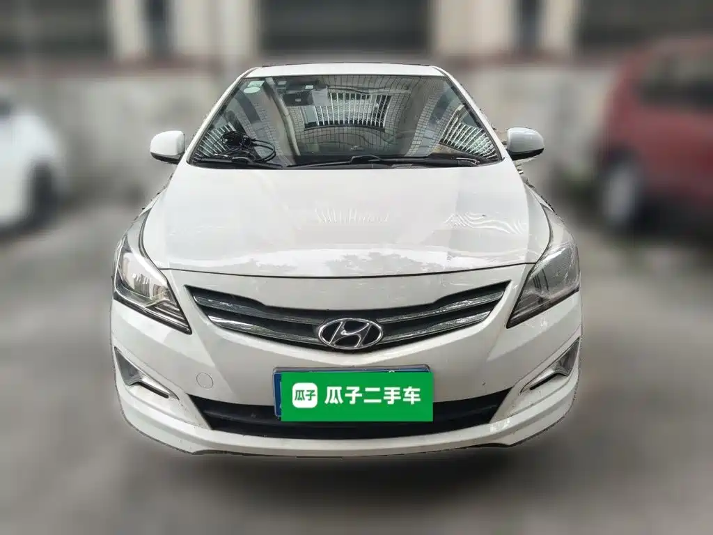 Hyundai Verna — миниатюра 23