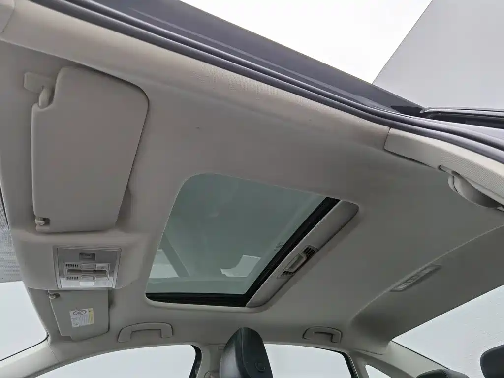 Volkswagen Lavida — миниатюра 14