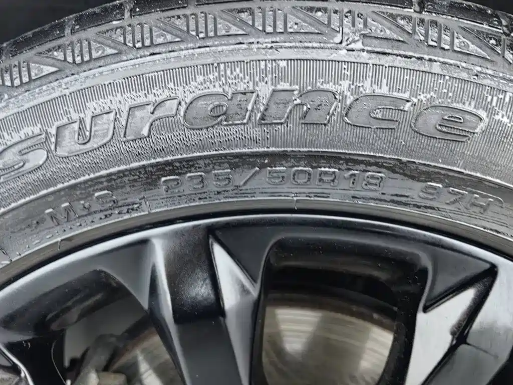 Ford Kuga — миниатюра 24