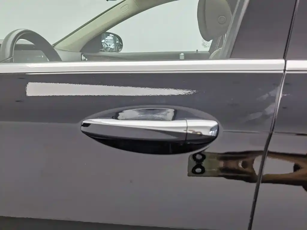 Mercedes-Benz E-Class — миниатюра 18
