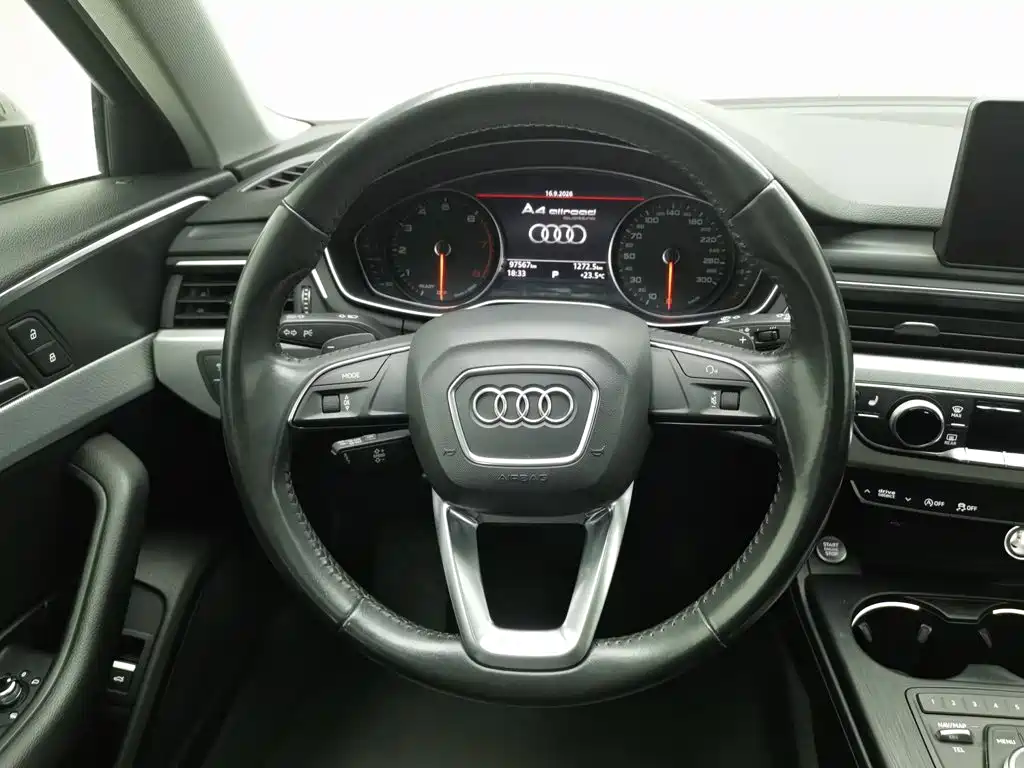 Audi A4 (Import) — миниатюра 11