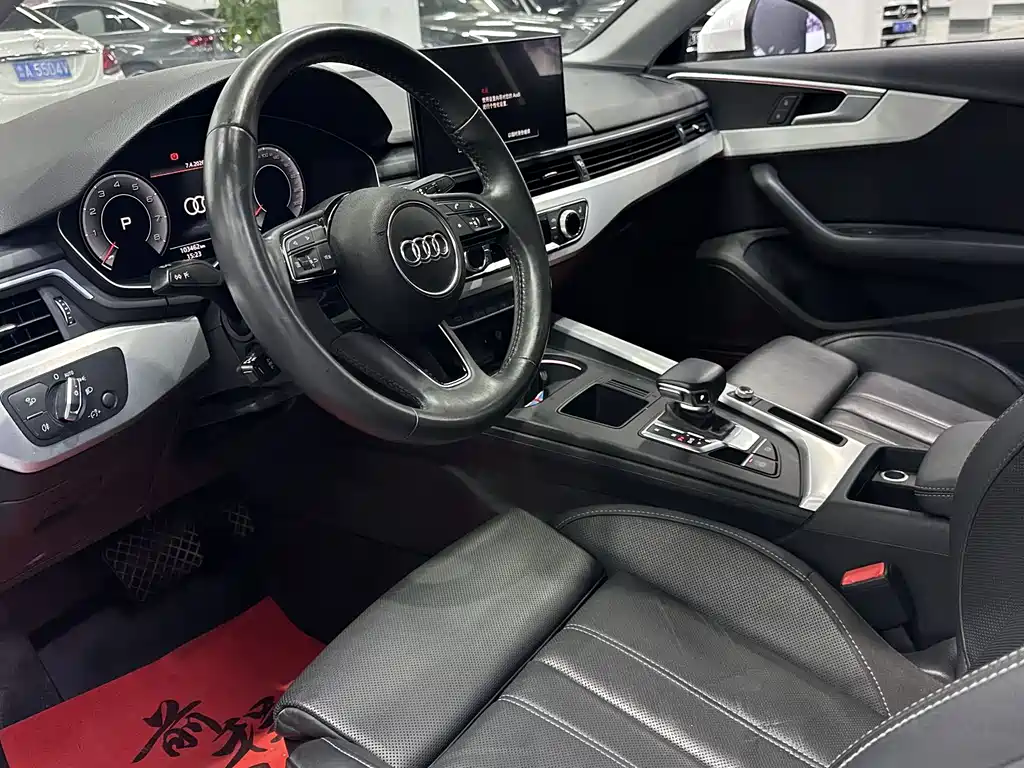 Audi A4L 2020 40 TFSI Fashion