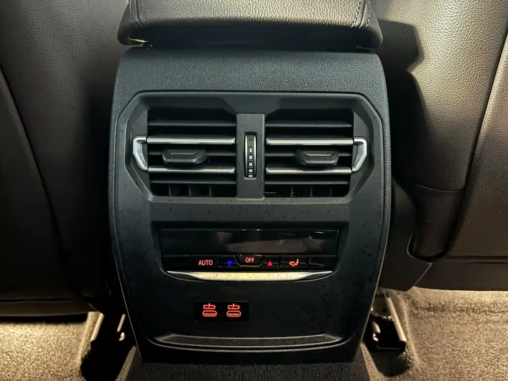 BMW 3 Series — миниатюра 17