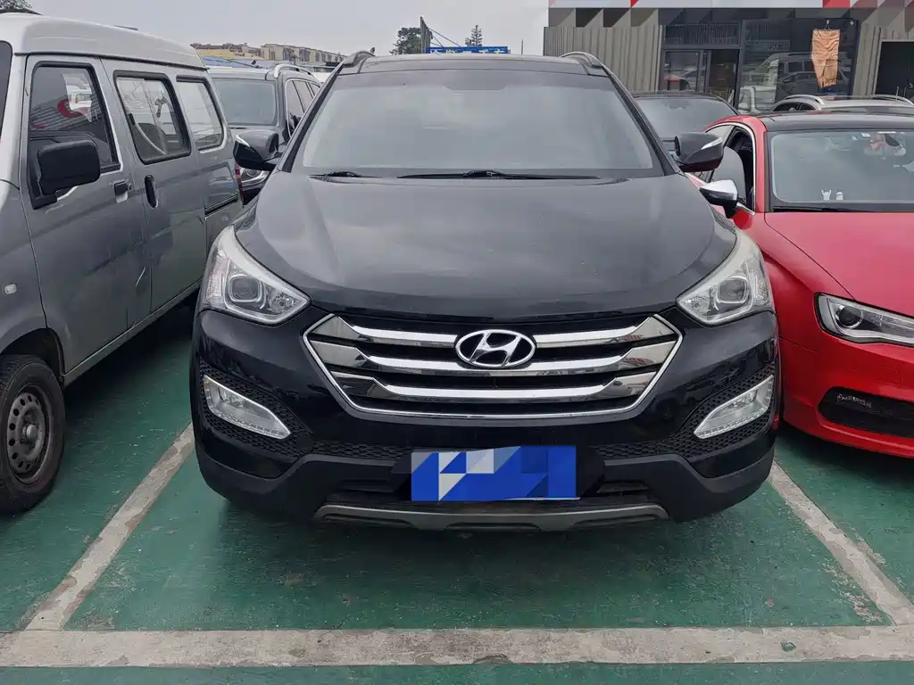 Hyundai Santa Fe — миниатюра 3