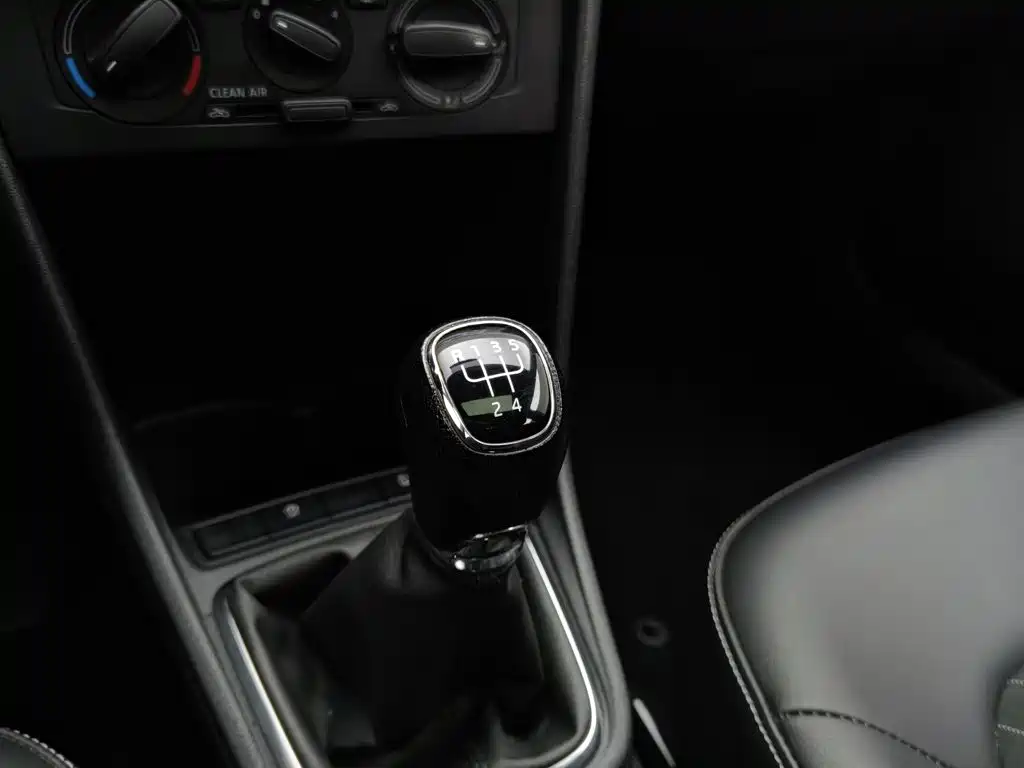 Skoda Rapid — миниатюра 13