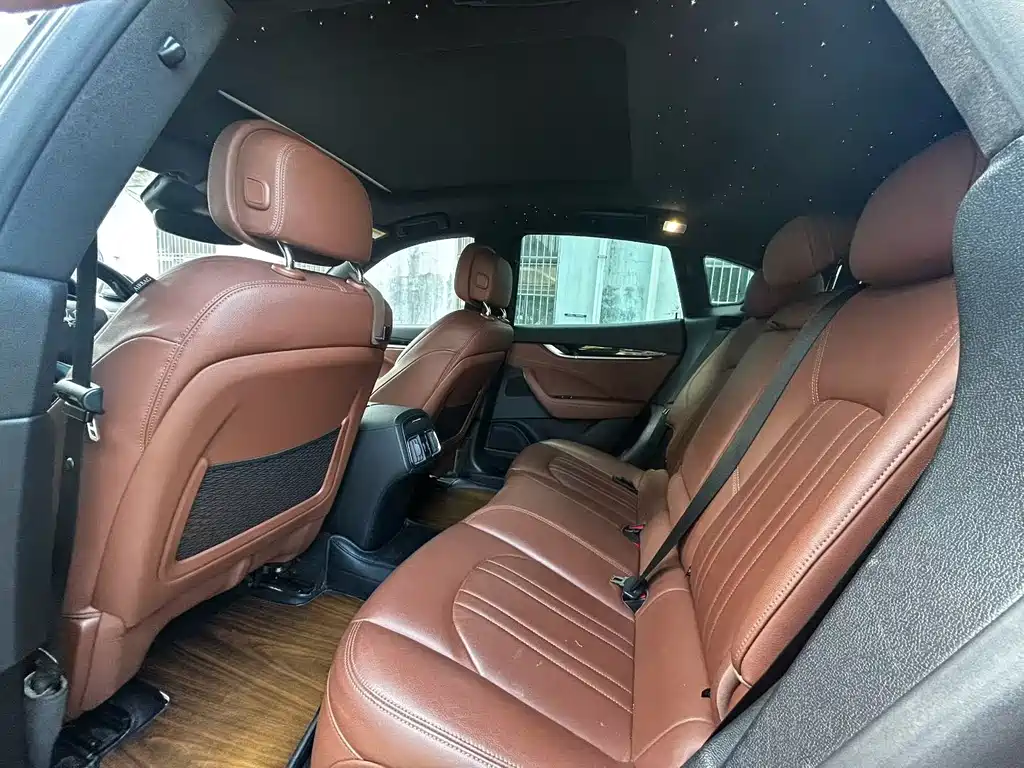 Maserati Levante — миниатюра 7