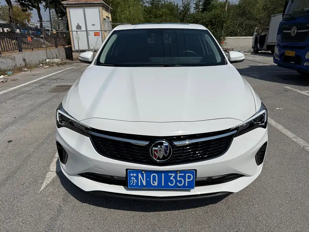 Buick Verano — миниатюра 2