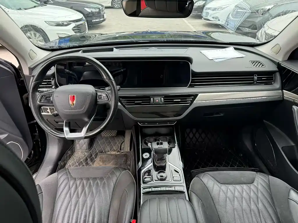 Hongqi HS5 2022 2.0T