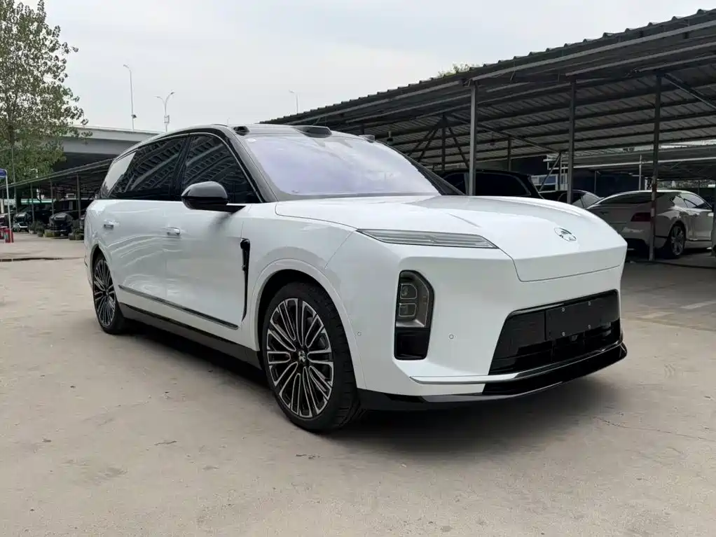 NIO ES8 — миниатюра 3