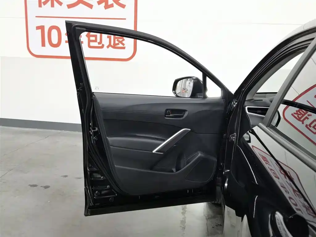 Toyota Frontlander 2023 2.0L Lead