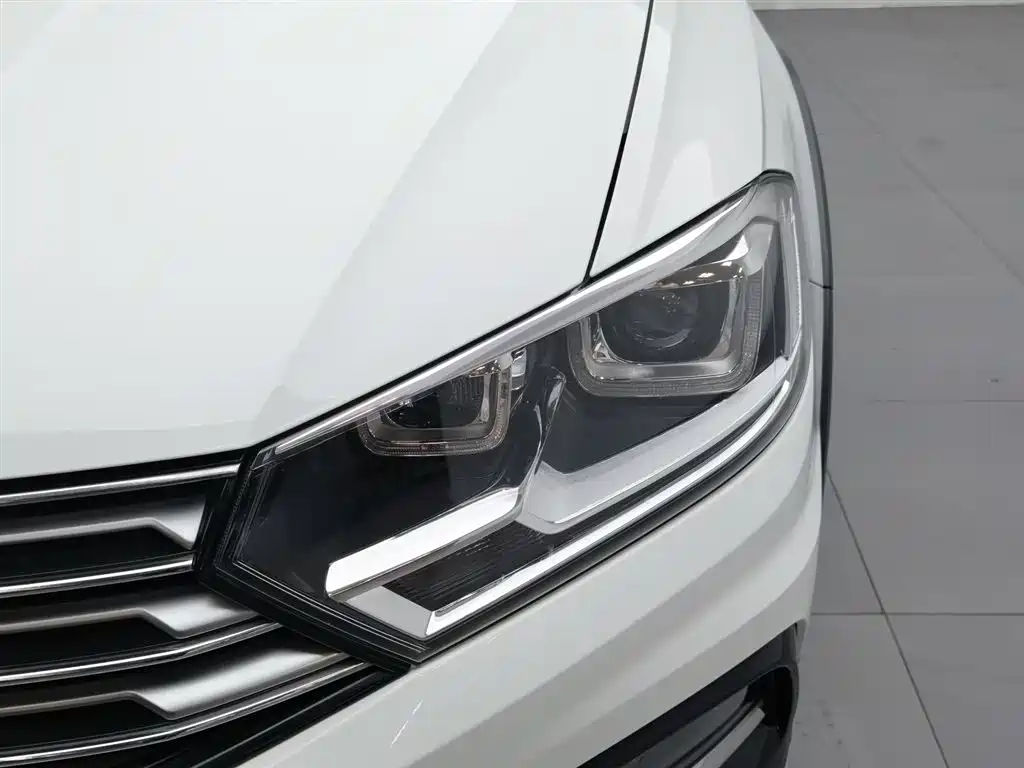 Volkswagen C-Trek 2018 1.5L AT Comfort