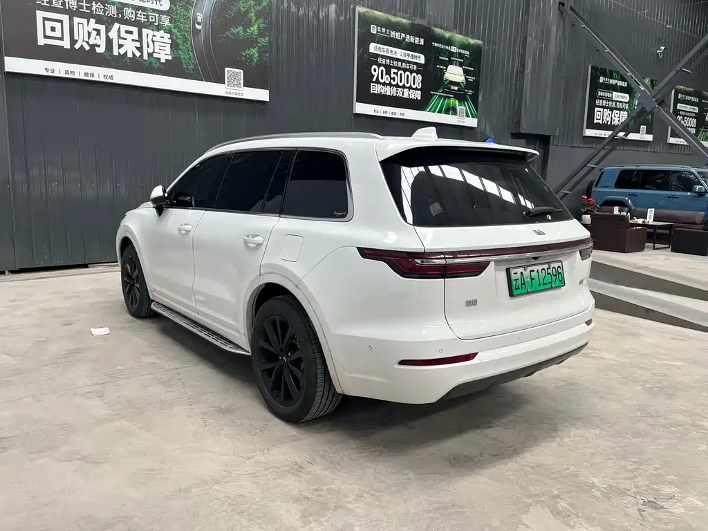 Li Auto Li ONE — миниатюра 9