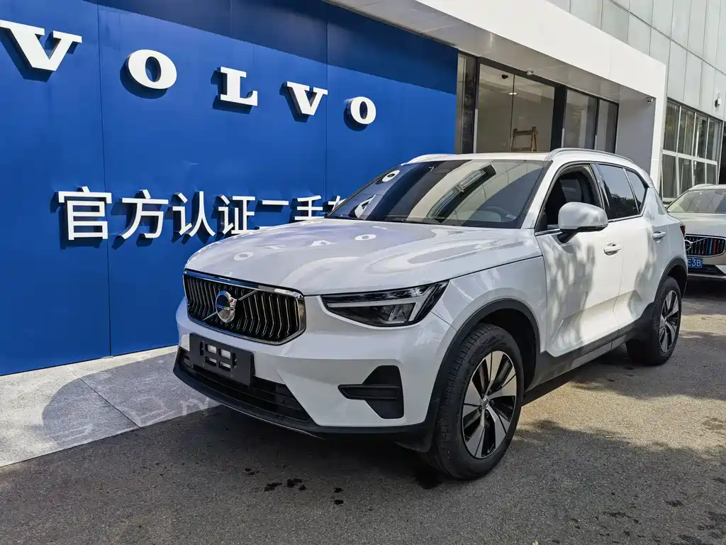 Volvo XC40 2024