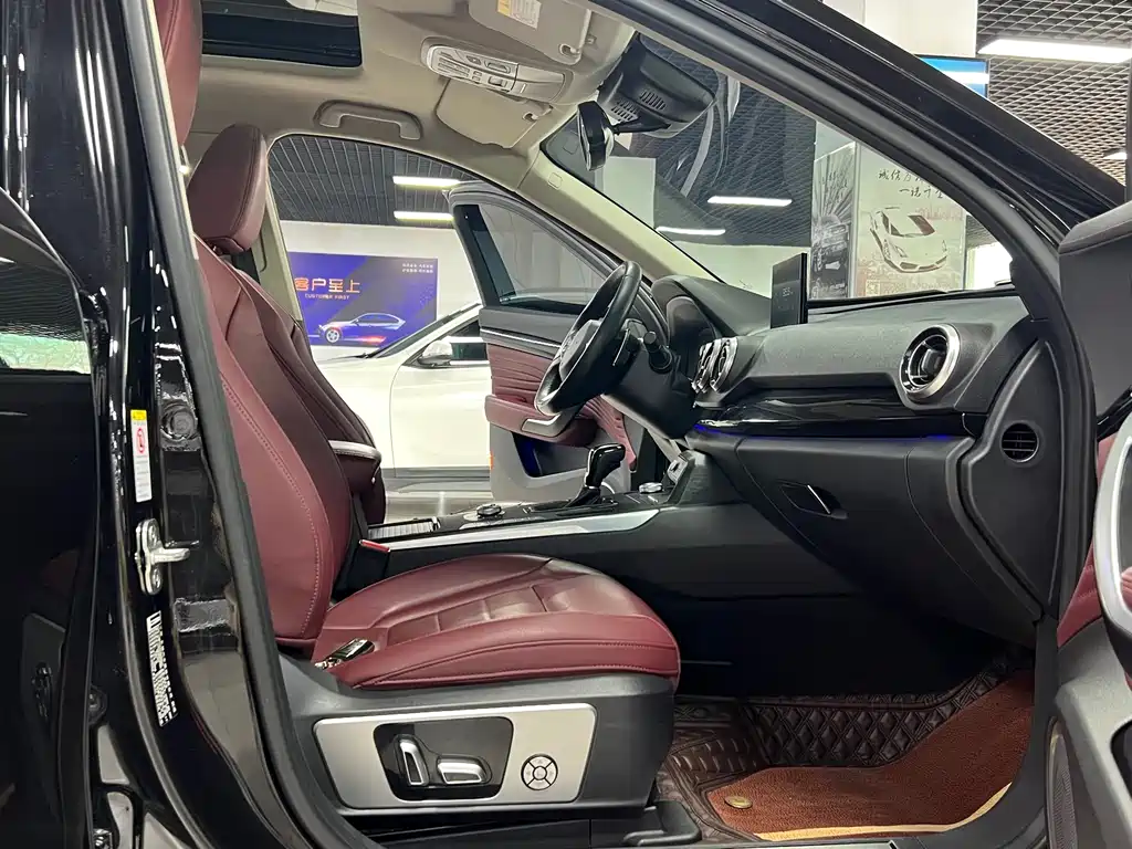 WEI PAI WEI BRAND P8