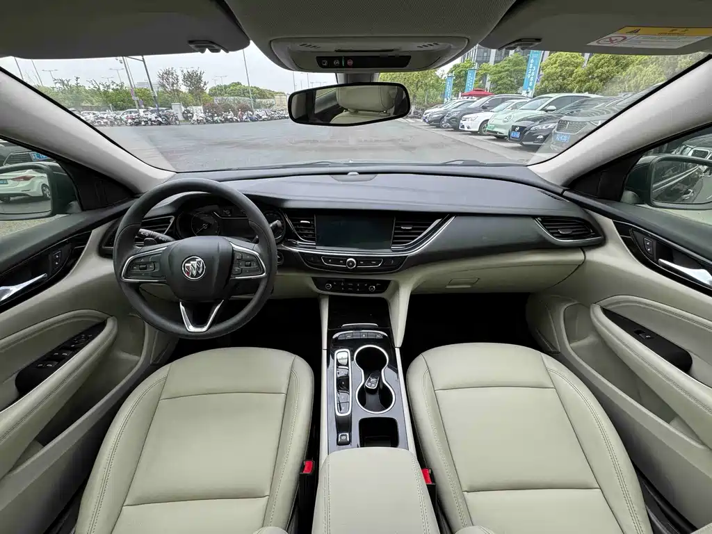 Buick Regal — миниатюра 9