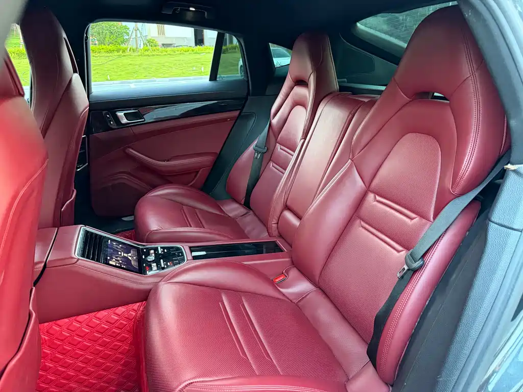 Porsche Panamera — миниатюра 10