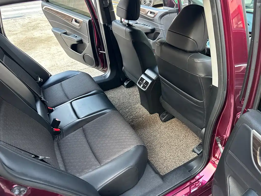 Honda Jade — миниатюра 7