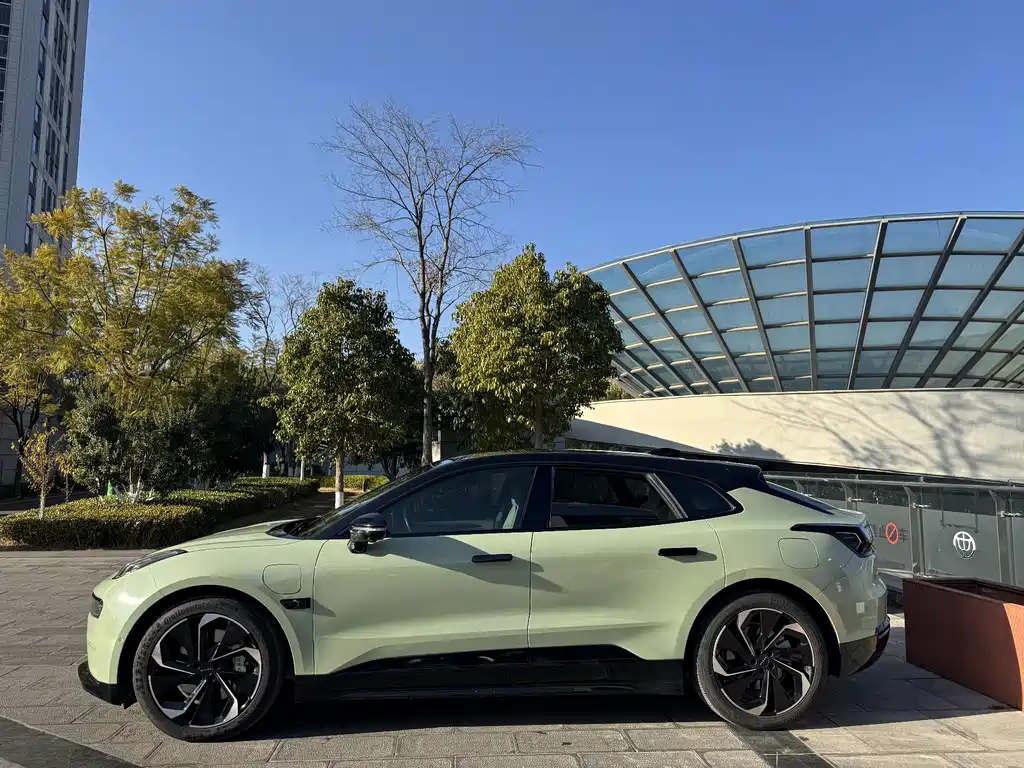 ZEEKR EXTREME KRYPTON 001