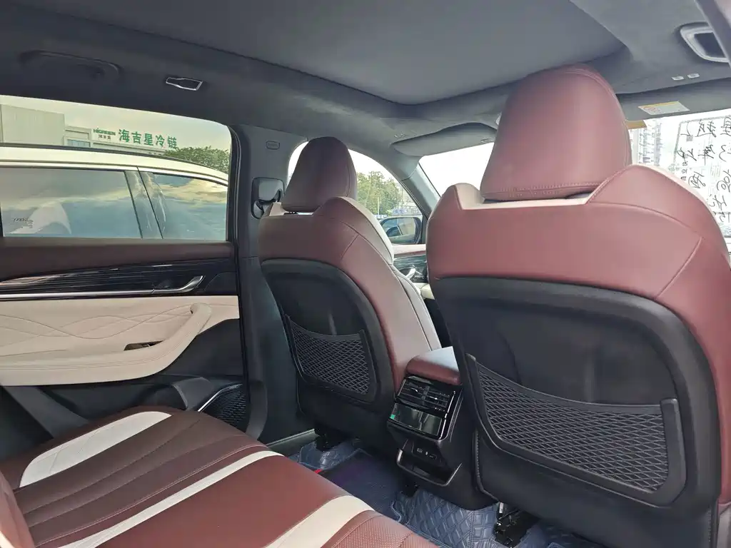 Geely Xingyue L — миниатюра 9