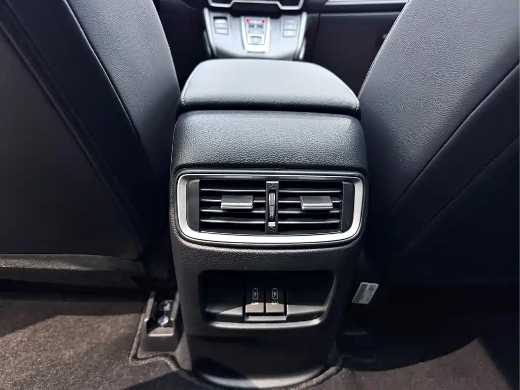 Honda CR-V — миниатюра 17