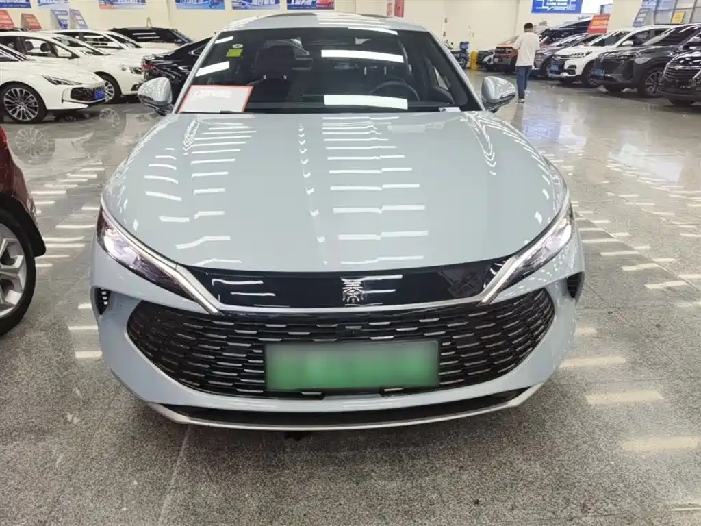 BYD Qin L L 2025 DM-i Smart Drive 120KM