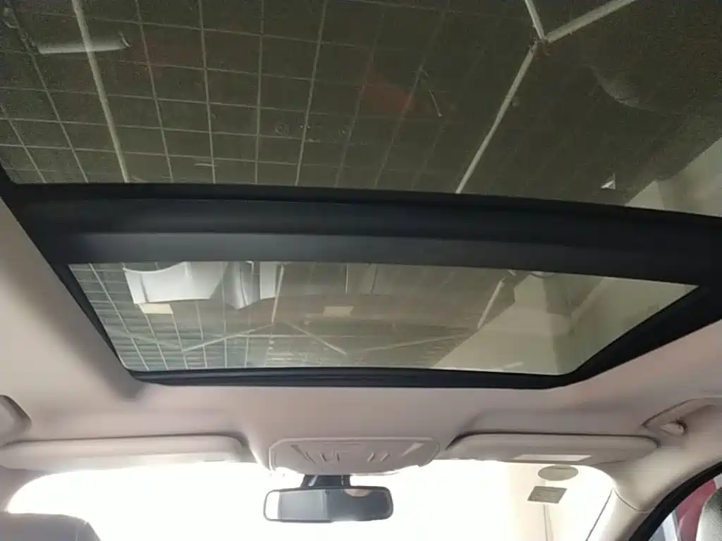 Ford Kuga — миниатюра 18