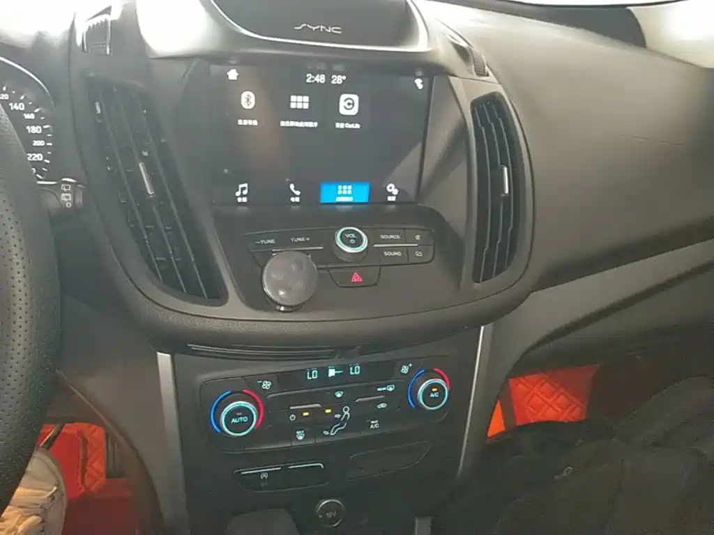 Ford Kuga — миниатюра 13