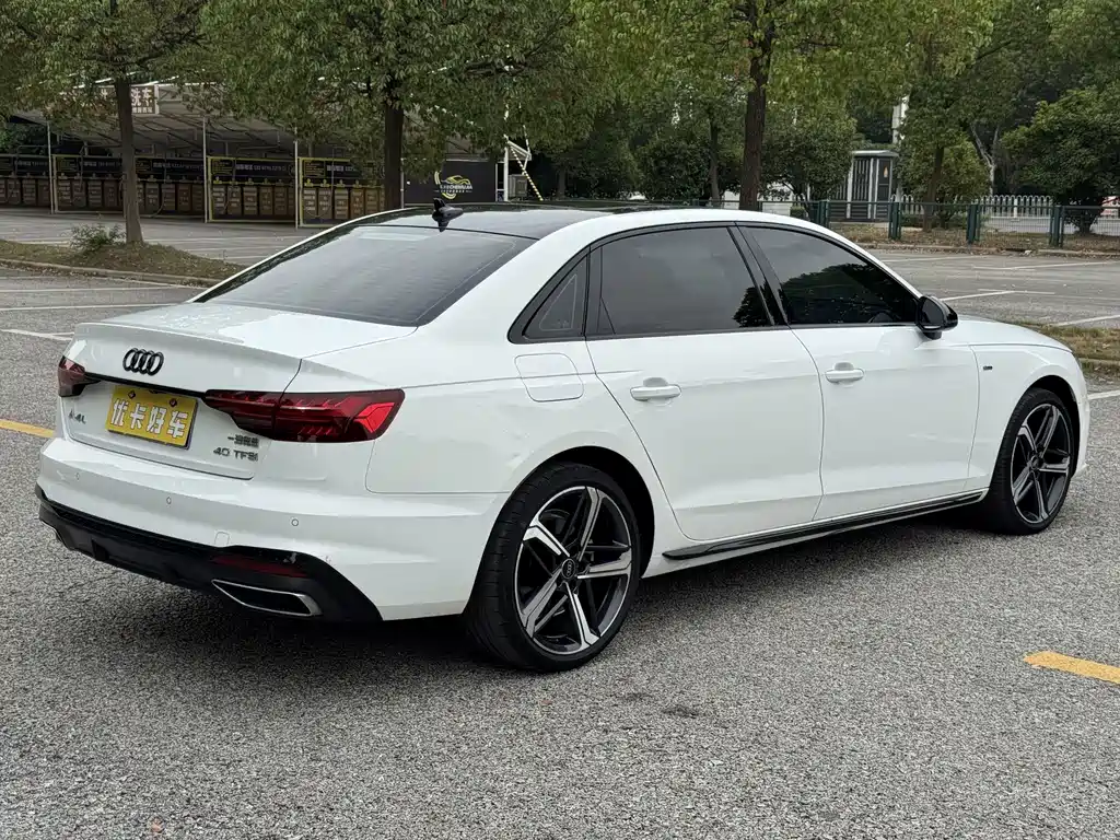 Audi A4L — миниатюра 5