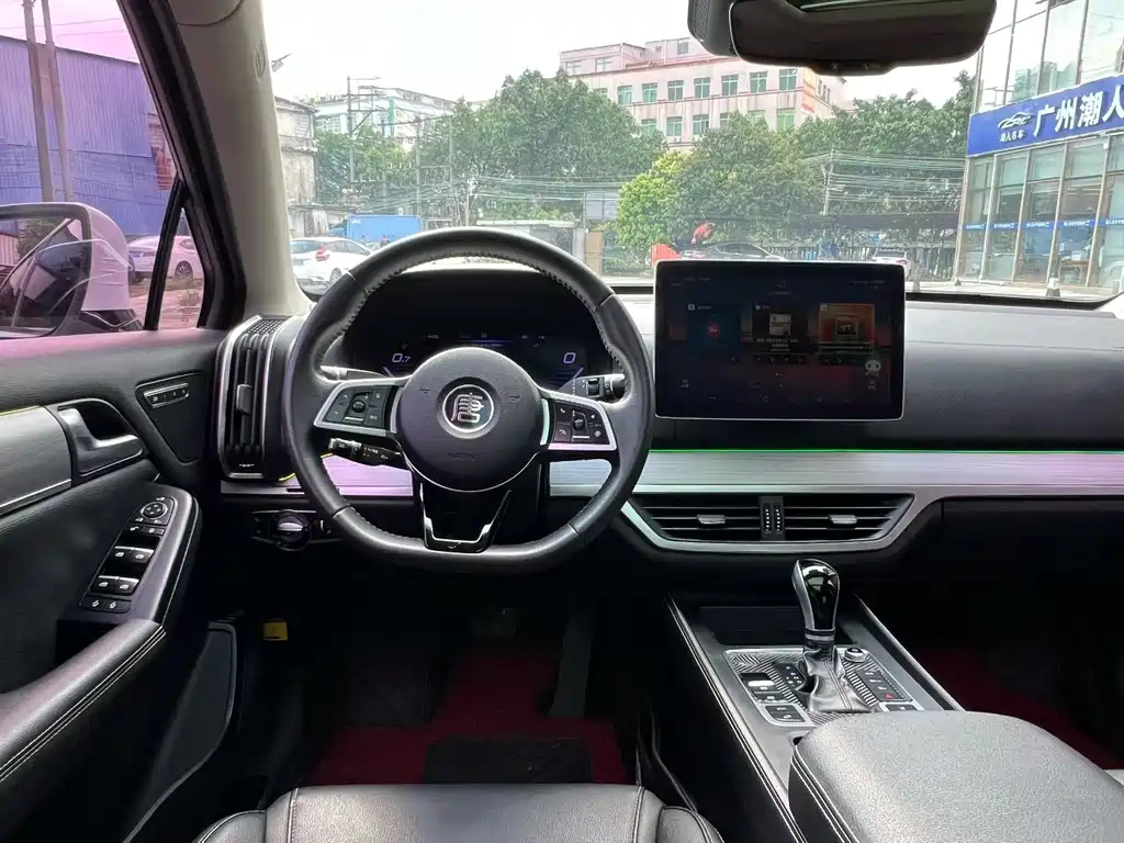 BYD Tang — миниатюра 4