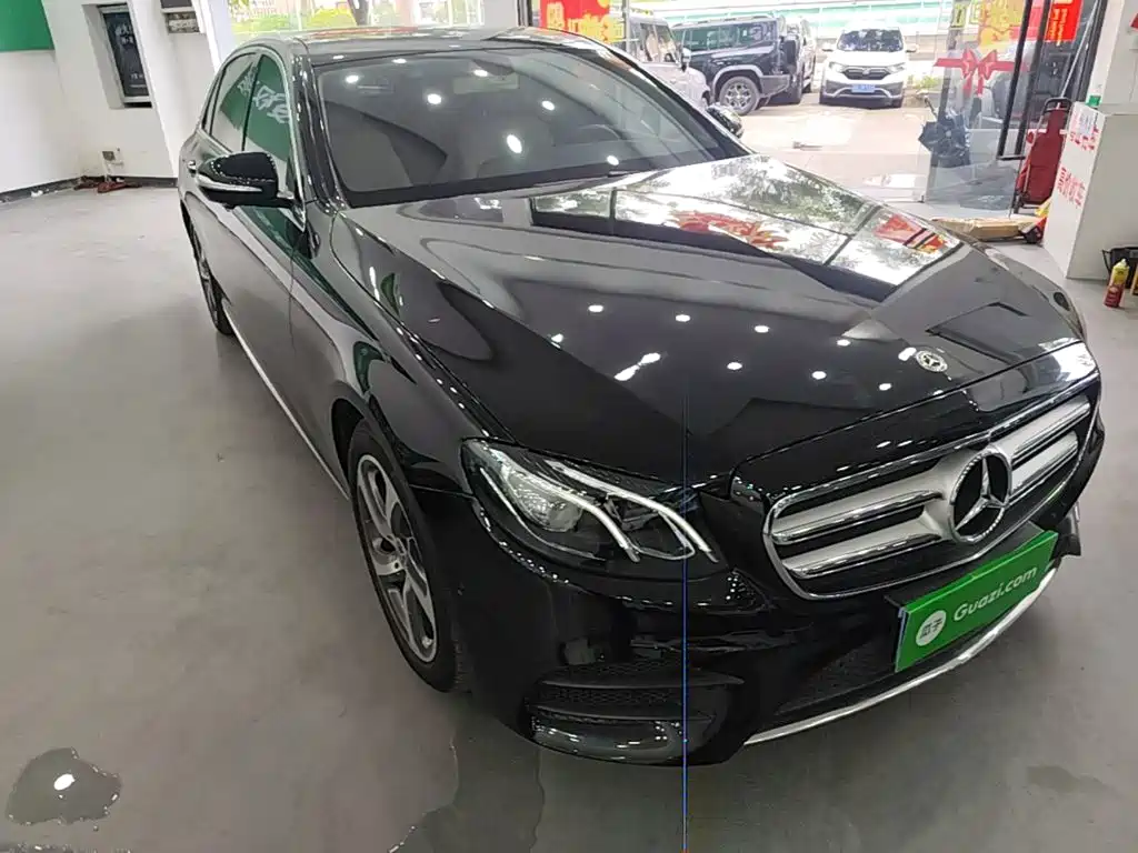 Mercedes-Benz E-Class — миниатюра 4