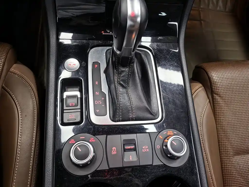 Volkswagen Touareg — миниатюра 17